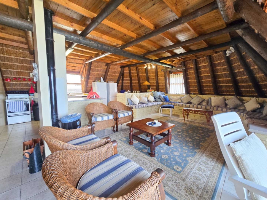 4 Bedroom Property for Sale in Stilbaai Wes Western Cape